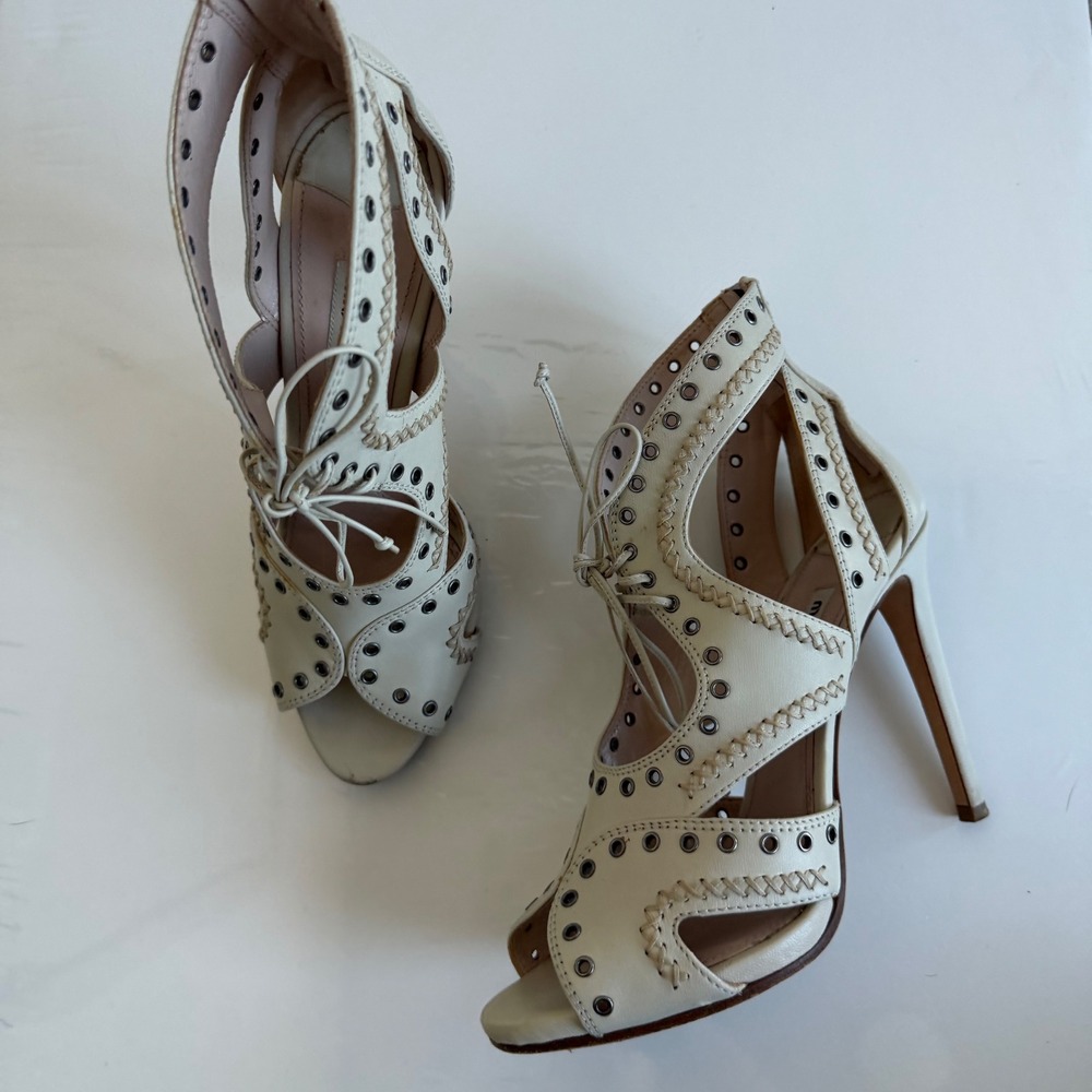 Vintage Miu Miu Calzature Donna Cream Lace Up Heels Size 39